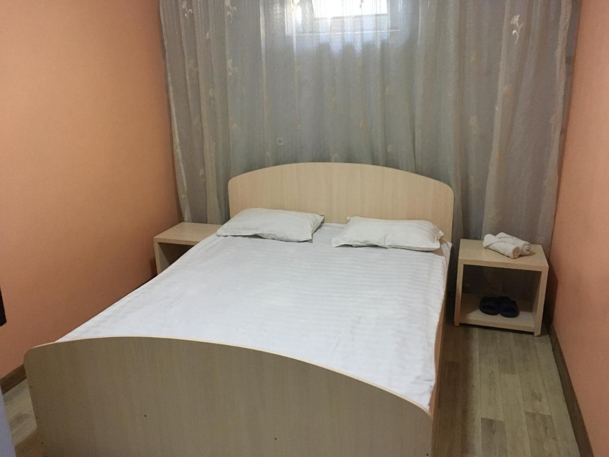 Гостиница"Hostel" Karagandy Exteriör bild